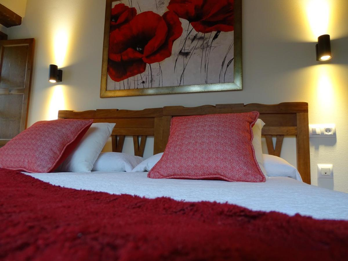 El Colladin Guest House Llerices Ngoại thất bức ảnh
