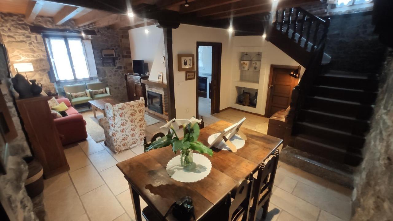 El Colladin Guest House Llerices Ngoại thất bức ảnh